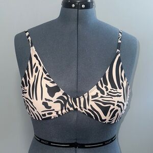 **LIKE NEW** BIKINI SWIMSUIT SET